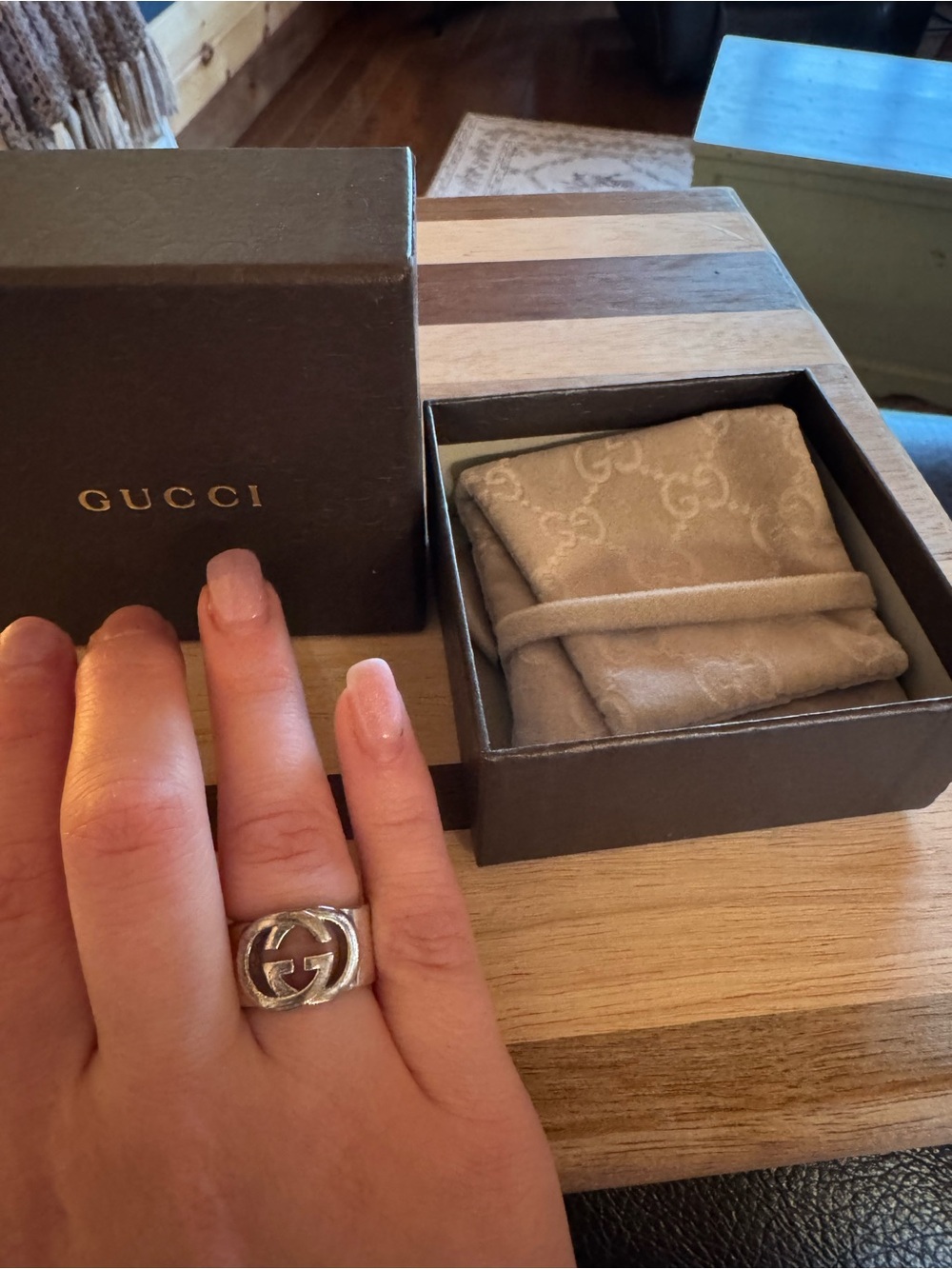Gucci Silver Interlocking G Logo Ring